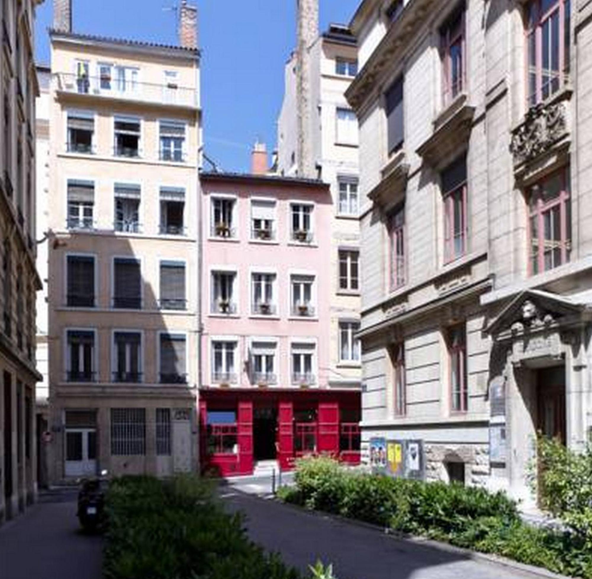 Hotel Saint Vincent Lyon Bagian luar foto